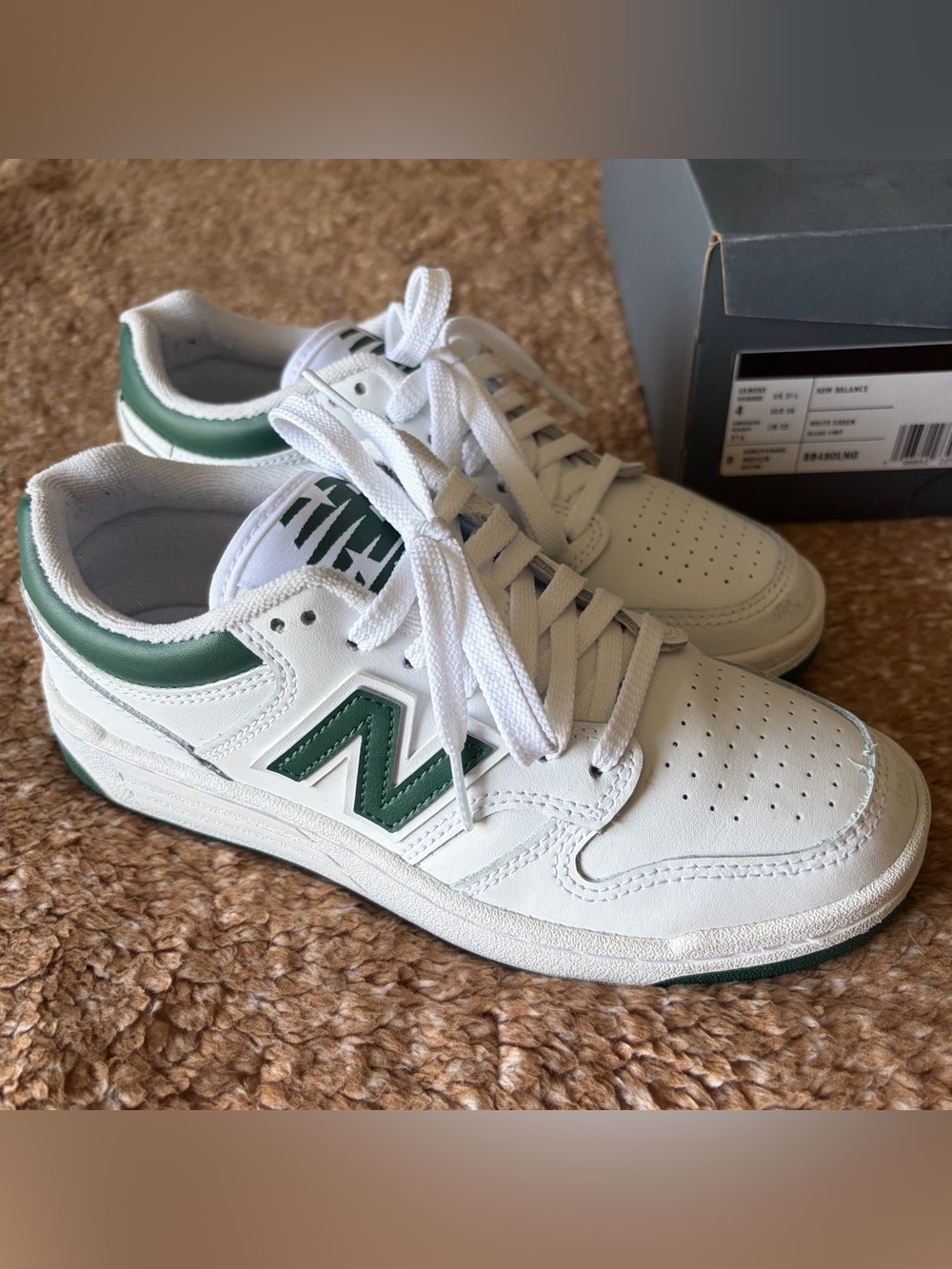 Men’s Sz 4/Women’s 5.5 New Balance 480 Low In White/Green
